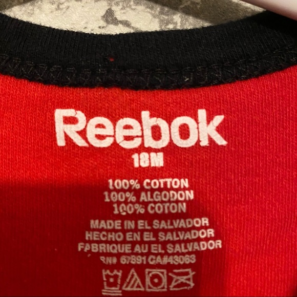 Calgary Flames Onesie Size 18 Months - Picture 5 of 5